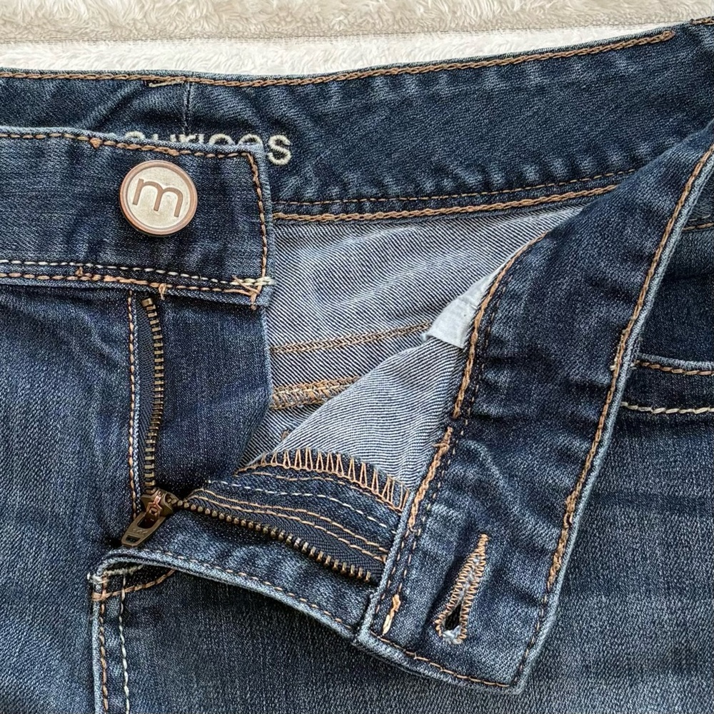 MAURICES Dark Wash Straight Bootcut Jeans Mid Rise Stretch Denim 9/10 Short - Picture 7 of 12